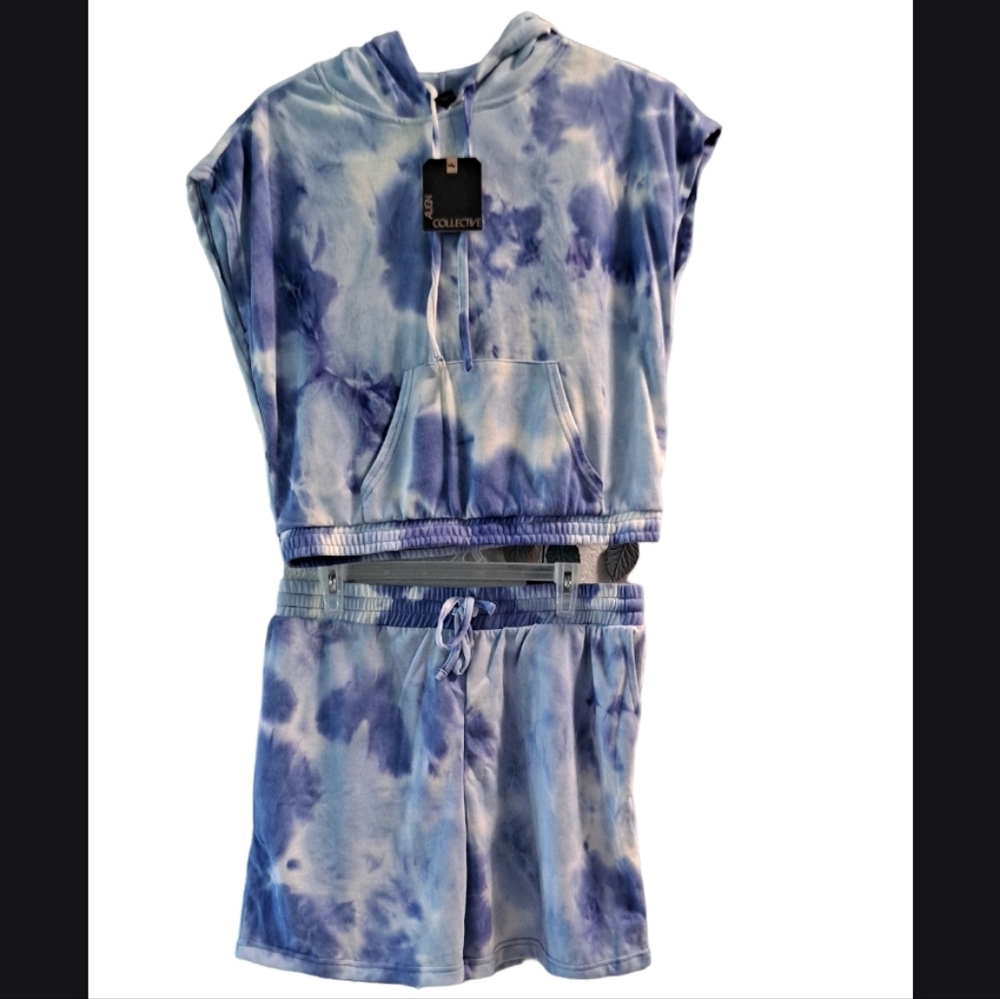 NWT-ALIGN COLLECTIVE SPORTS 2 PCS TIE DYE HOODIE AND SHORT SET DRAWSTRING